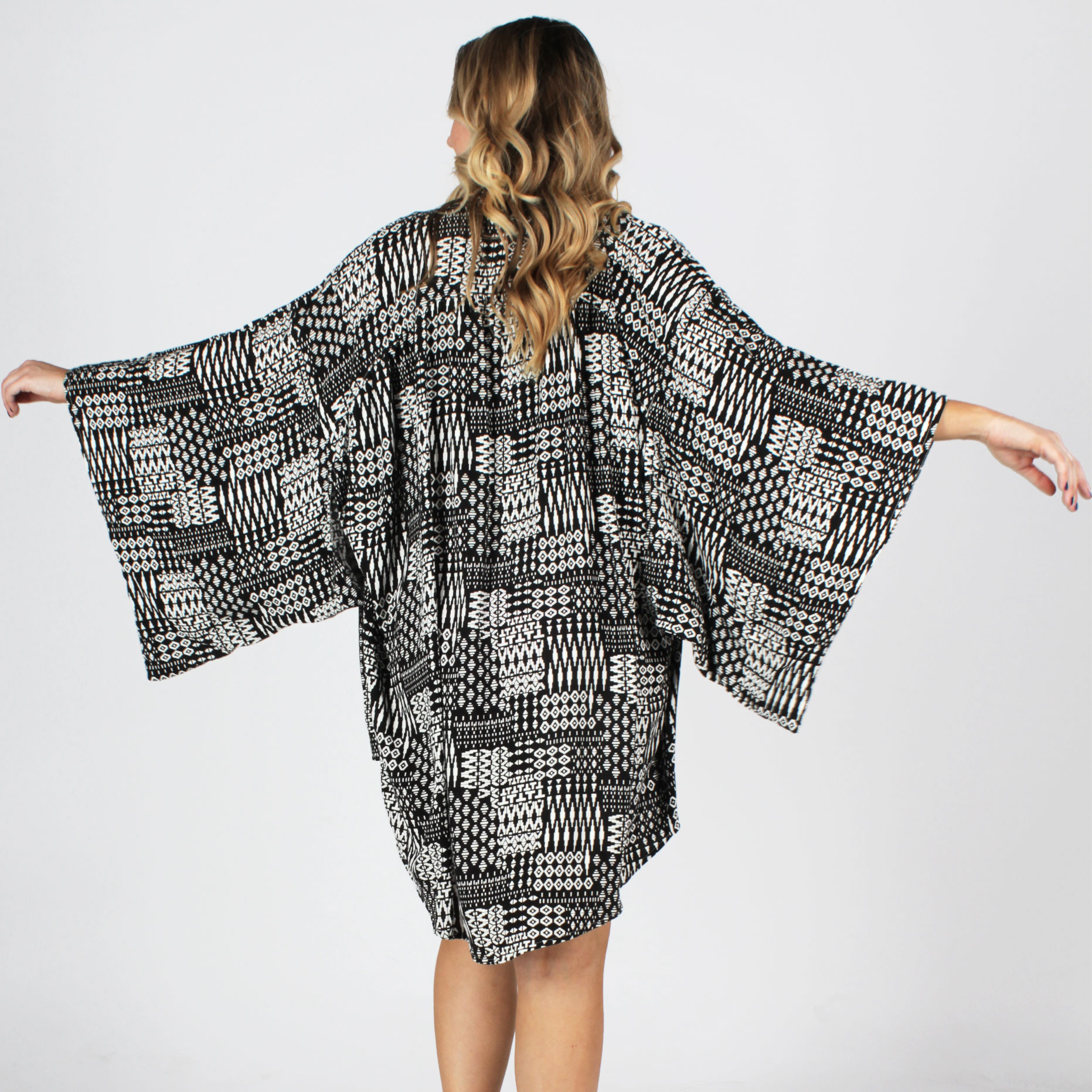 Bo-Eros-primal-ink-kimono3