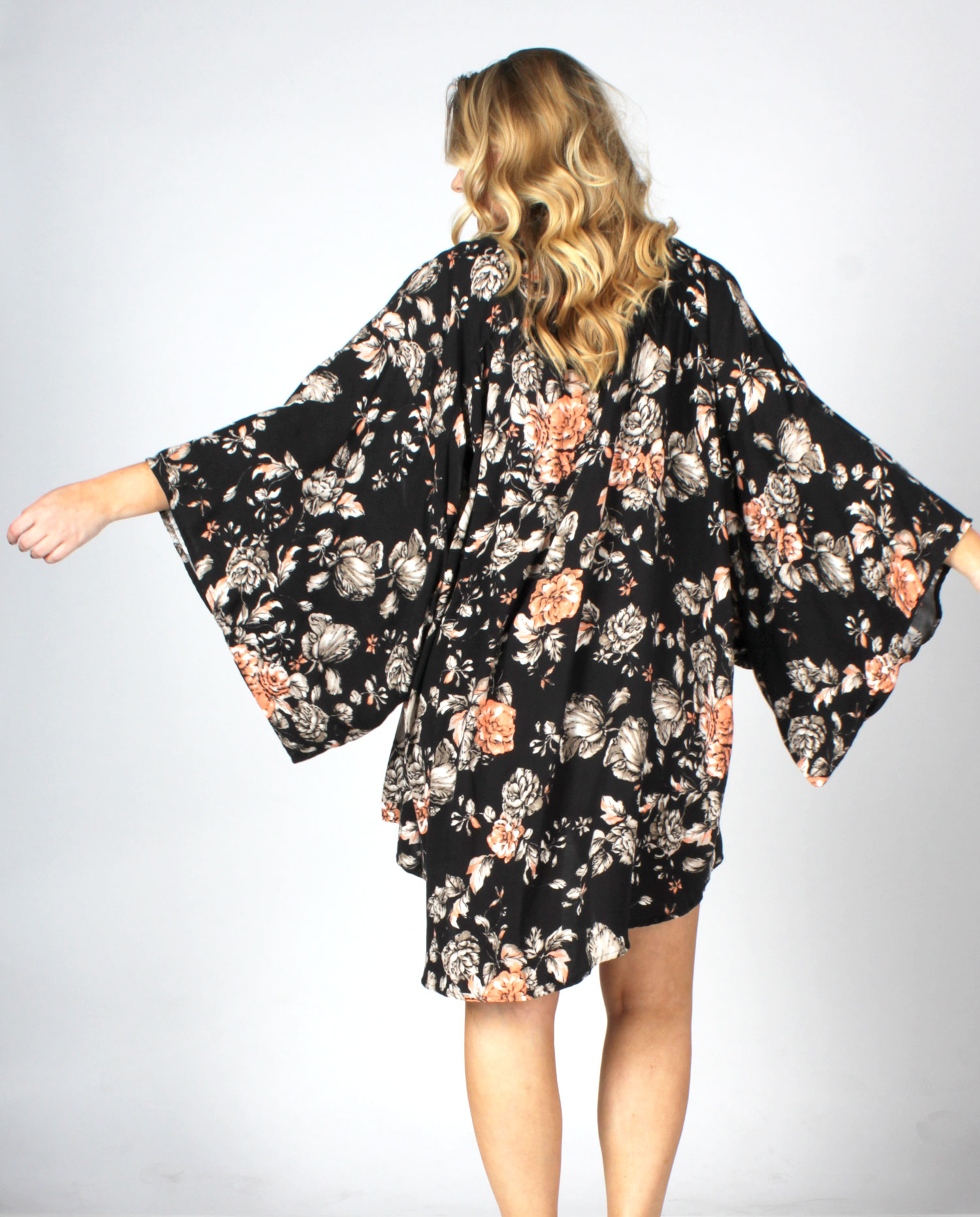 Bo-and-Eros-NightBloom-Kimono1