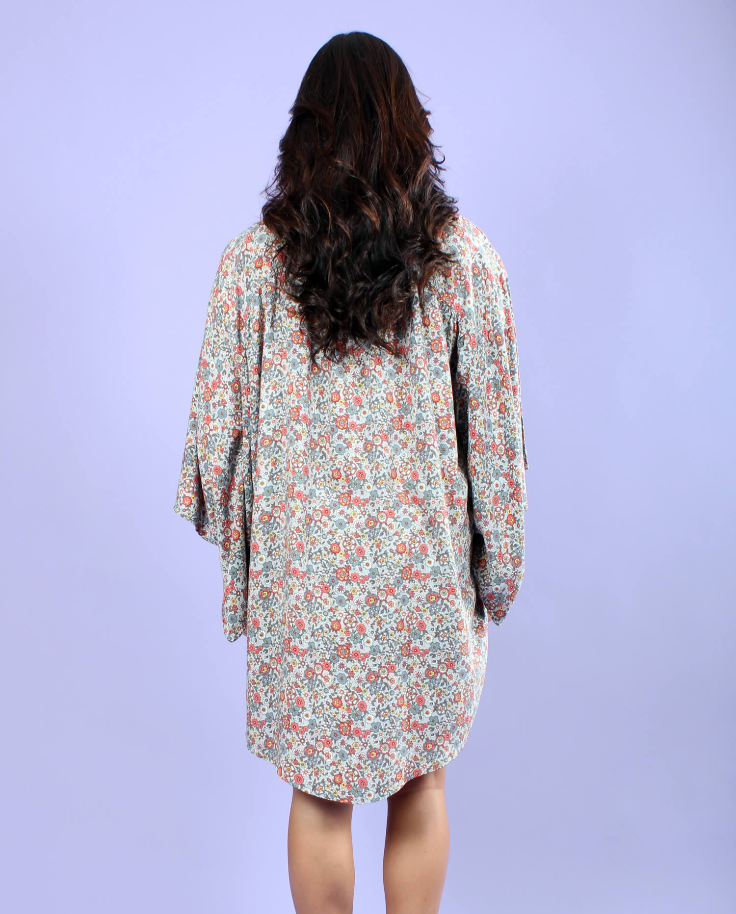 BOandEROS-Grey-Floral-Kimono3