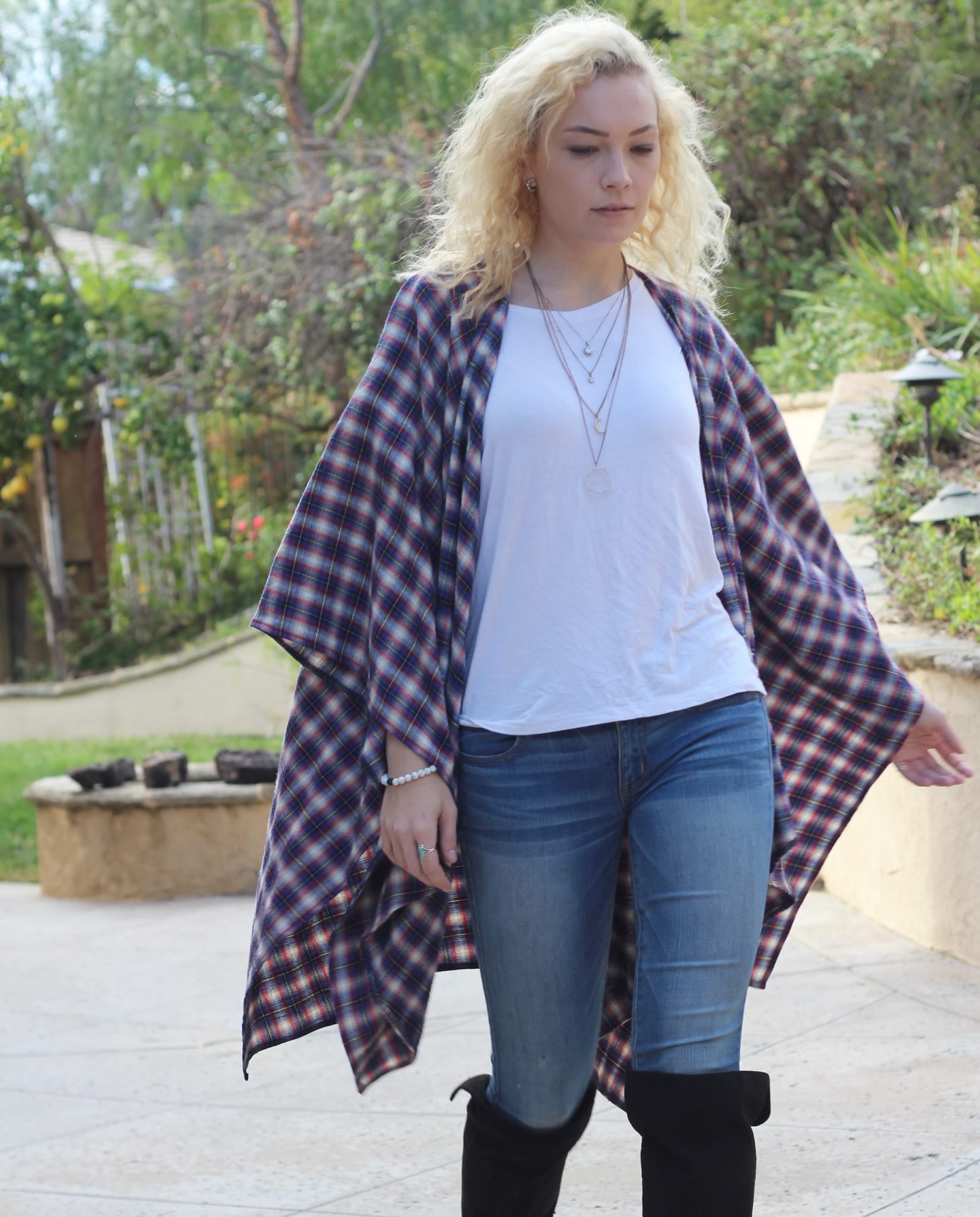 BOandEROS Blue White and Red Plaid Wrap3