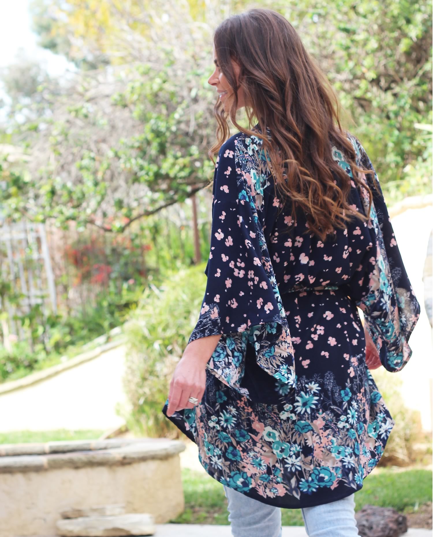 Spring-Fling1 BO & EROS Navy Floral Kimono